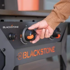 Blackstone 28” Griddle med låg – gasgrill med stegeplade