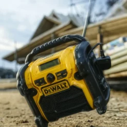 DeWALT DCR020 kompakt multivolt DAB, FM/AM-radio