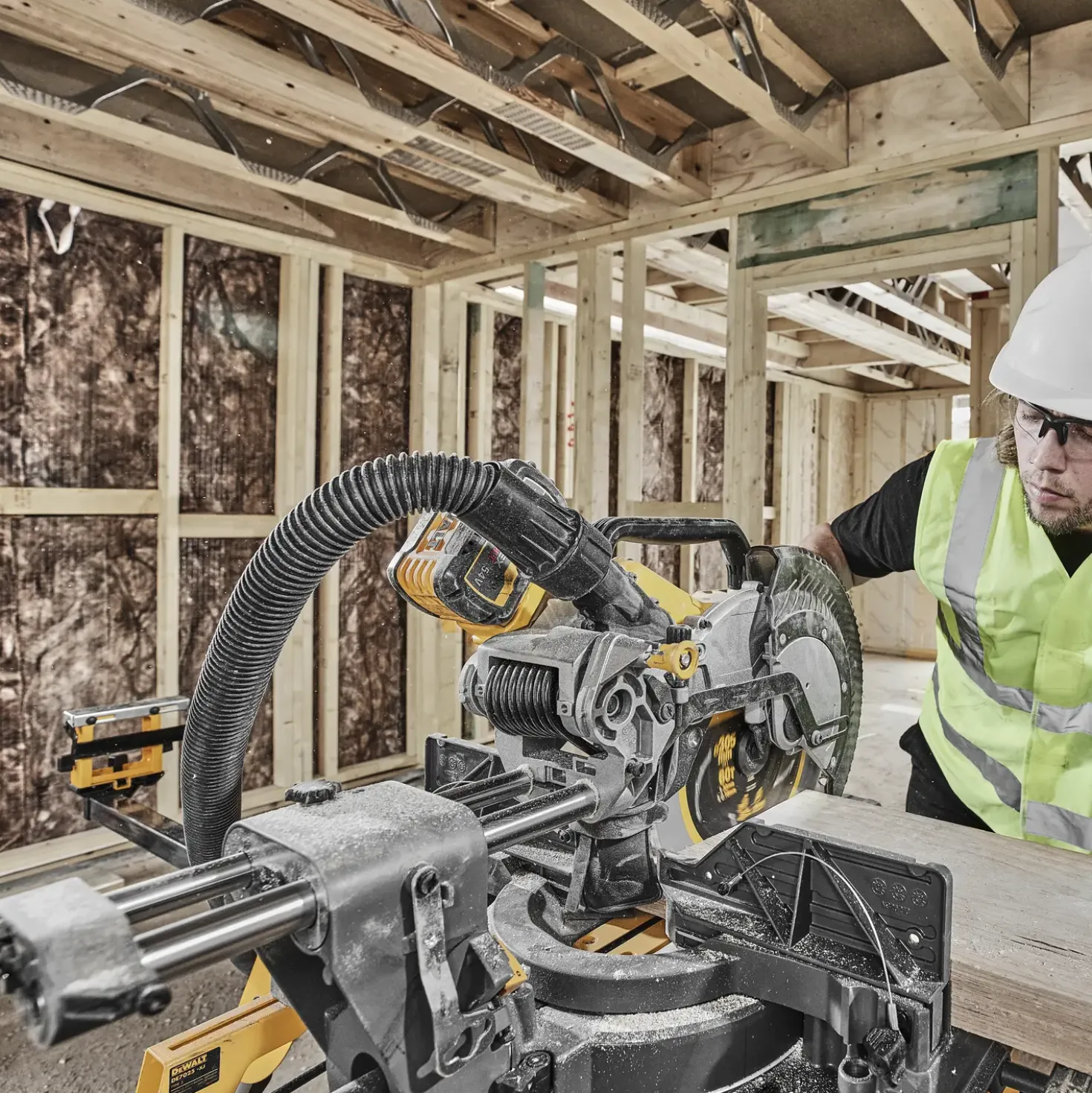 DeWalt DCS781N-XJ 54V flexvolt geringssav Ø305 mm solo