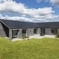 Domino flad falstagsten, sort engoberet