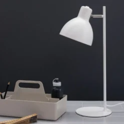Dyberg Larsen Skagen bordlampe E27 mat hvid