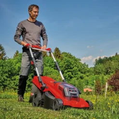 Einhell Rasarro 3640 18V plæneklipper - inkl. 2x4.0Ah batteri og lader