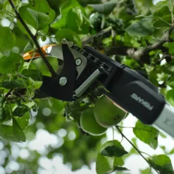 Fiskars multicutter UPX96