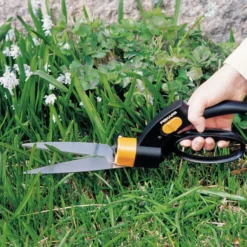 Fiskars servo græssaks 360° GS42