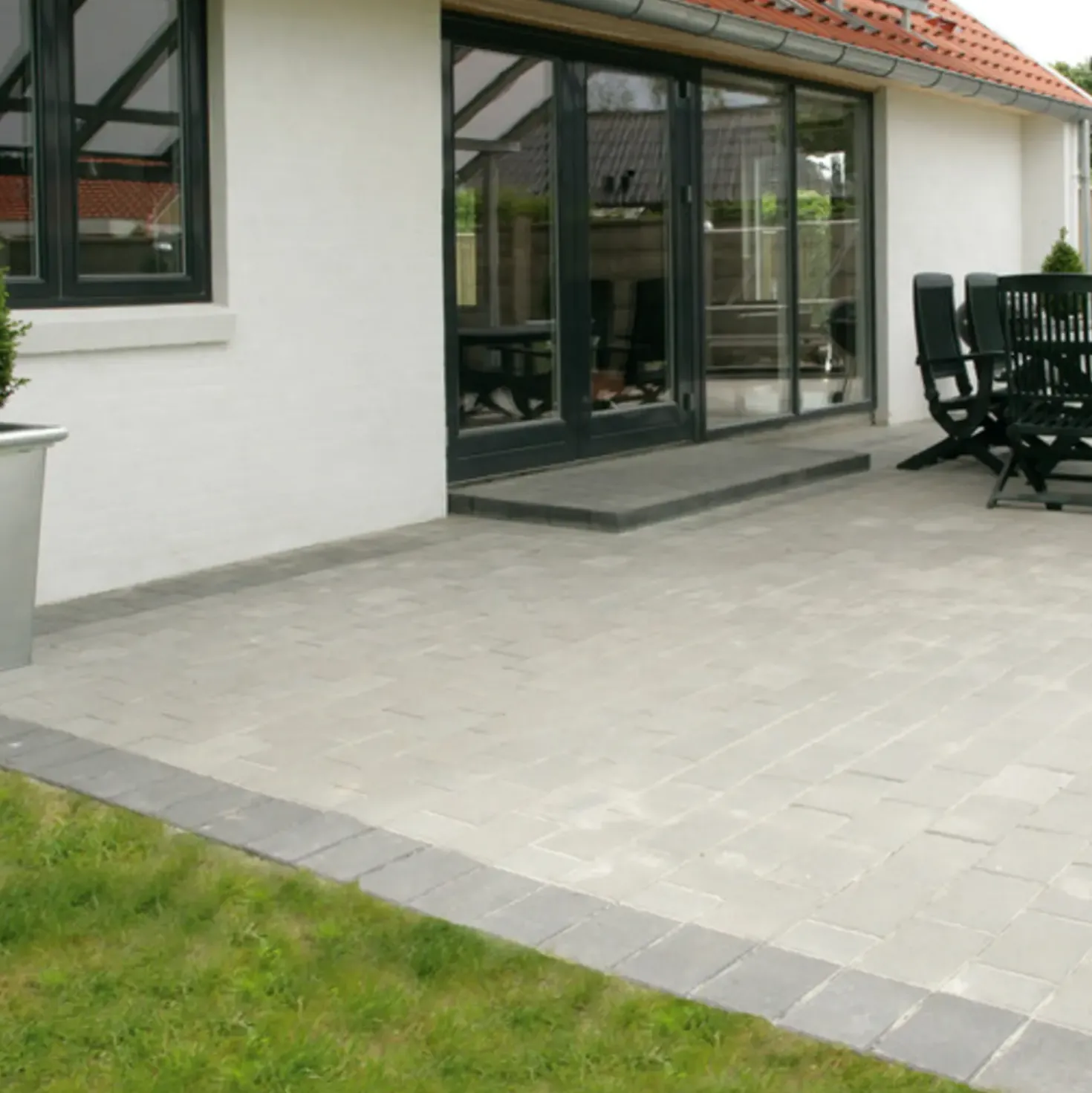IBF Bondesten - 14x21x5 cm gråmix