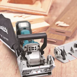 Makita DPJ180Z universalfræser 18V solo
