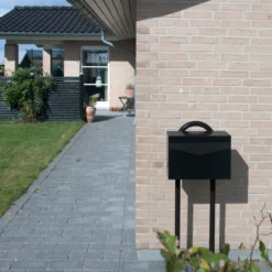 MEFA Letter 111 postkasse dybsort