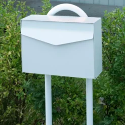 MEFA Letter 111 postkasse renhvid