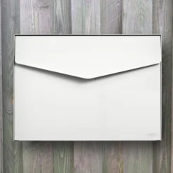 MEFA Letter 111 postkasse renhvid