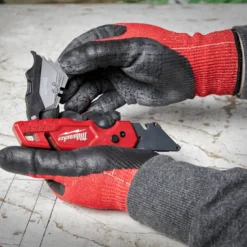 Milwaukee fastback™ foldbar arbejdskniv med bladopbevaring