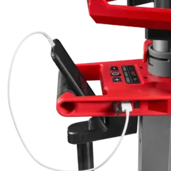Milwaukee M18™ HOSALC-0 højtydende områdelys på stativ solo