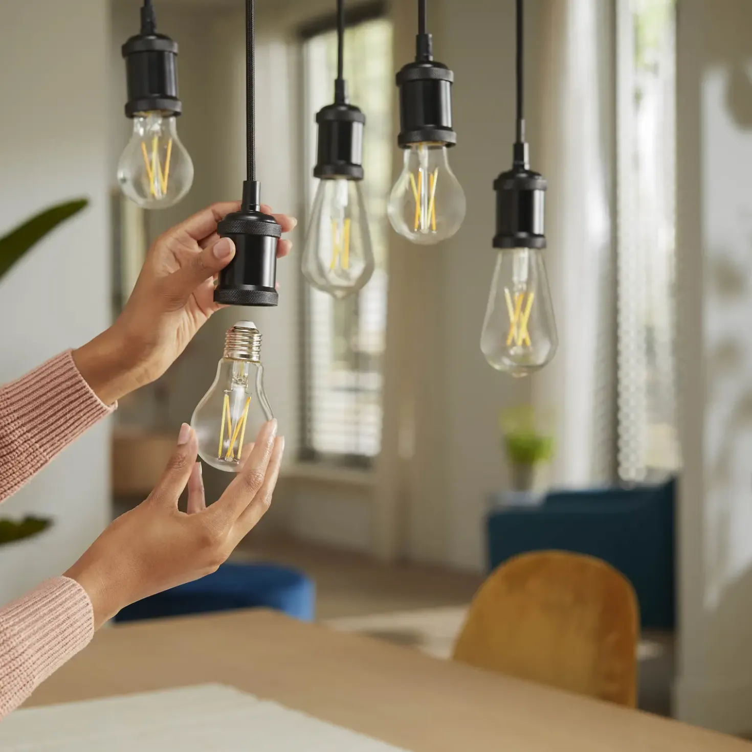 Philips Smart WiZ white LED pære E27 6,7W edison