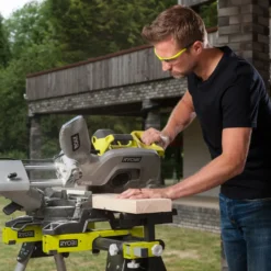 Ryobi EMS305RG kap-/geringssav 2200W