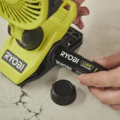 Ryobi RCF4-0 klemmeventilator 4V USB lithium solo