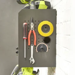 Ryobi RHWS-01 værktøjsskab til væg med låge