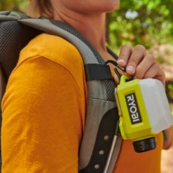 Ryobi RLA4-0 4V USB områdelampe