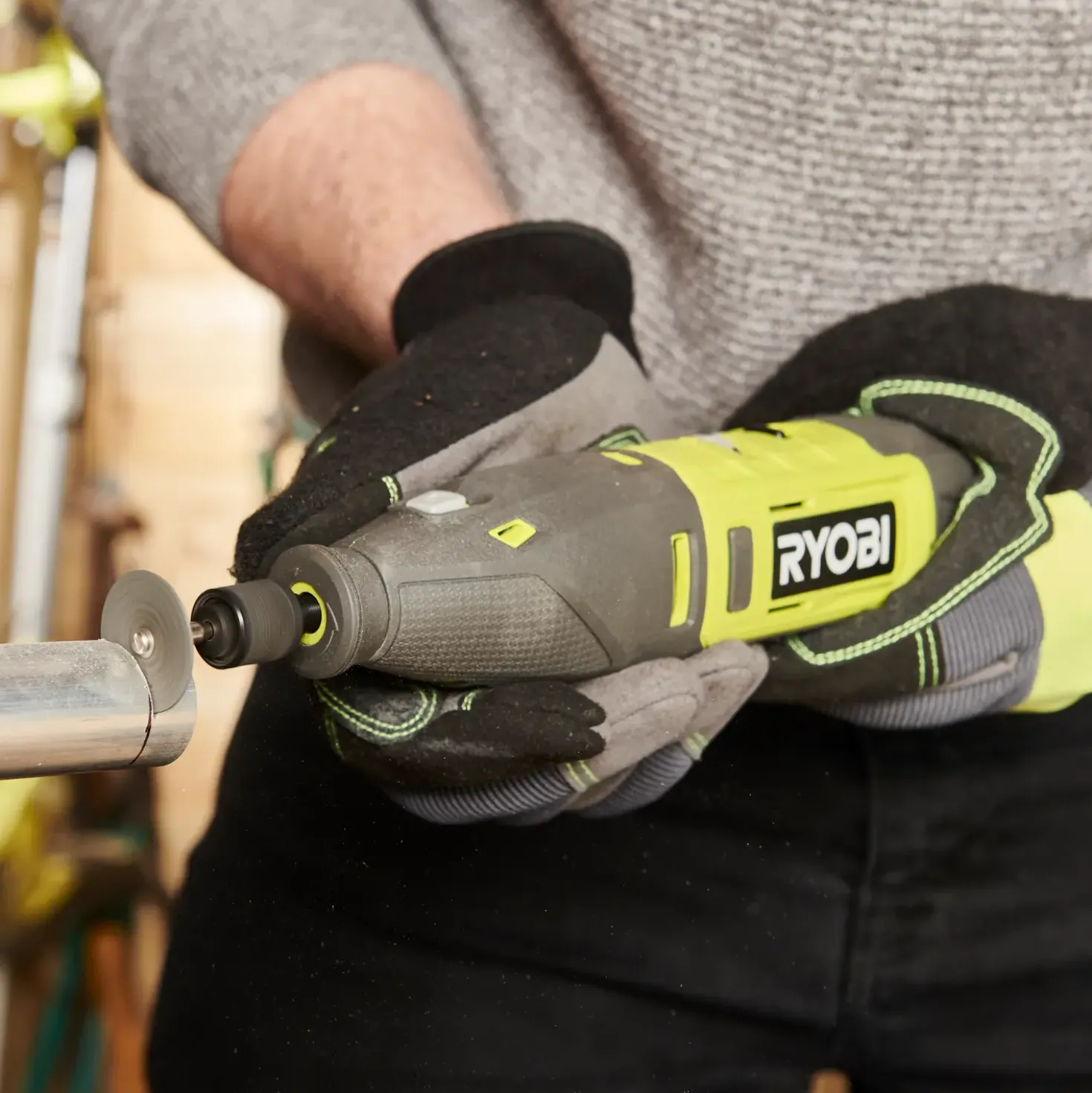 Ryobi RRT12-120BA3 multiværktøj 12V m/3 forsatser og 35 tilbehørsdele