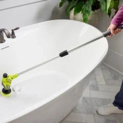 Ryobi RTS4-120G 4V USB rengøringsbørste teleskopisk 1x2,0 Ah batteri
