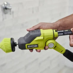 Ryobi RTS4-0 4V USB rengøringsbørste teleskopisk solo