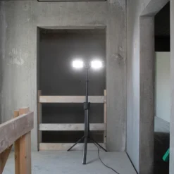 Scangrip Tower 8 connect arbejdslampe m/stativ