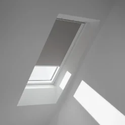 VELUX mørklægning manuel DKL MK08 mørkegrå, 78 x 140 cm
